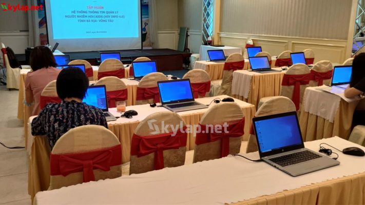 Thuê laptop sự kiện