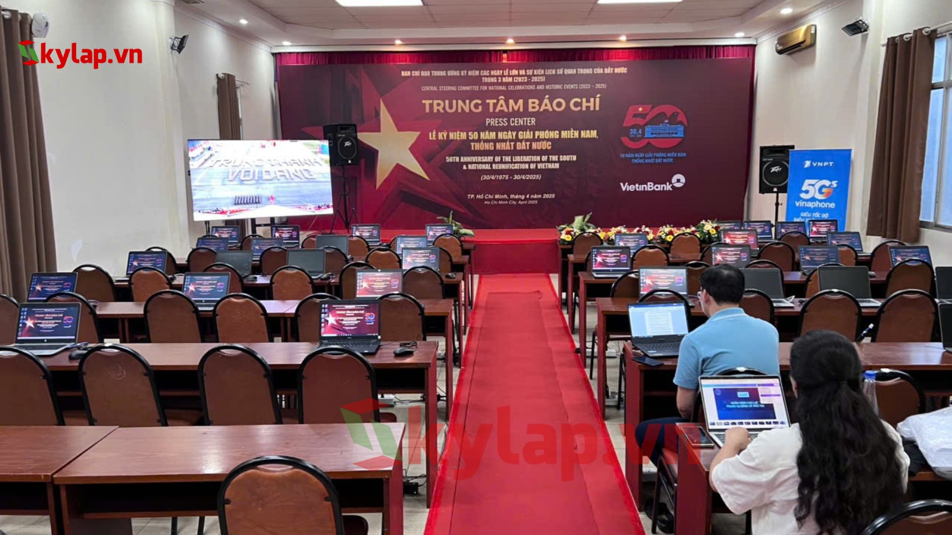 Cho thuê laptop HCM